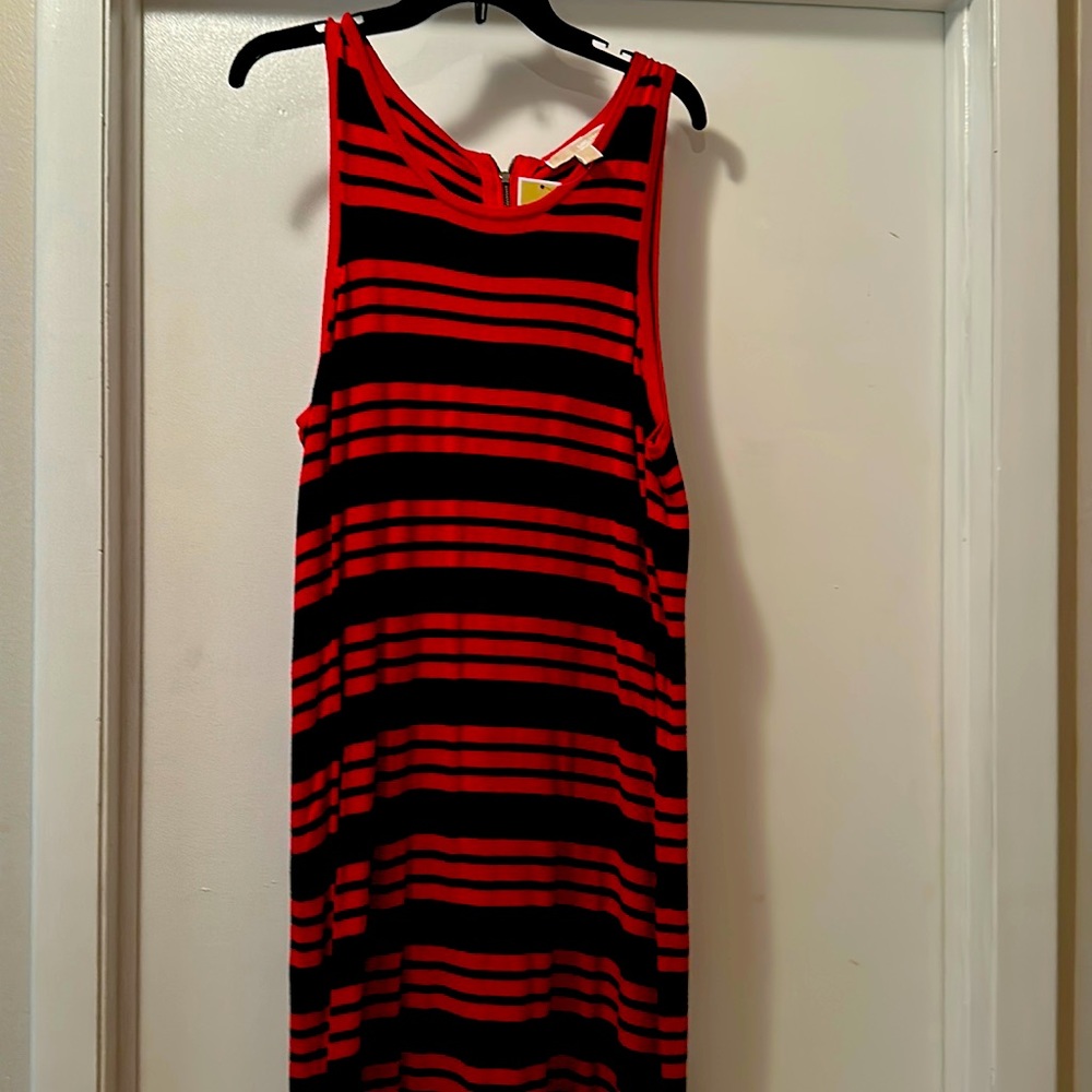 Red and Black sleeveless long dress with zipper in the back